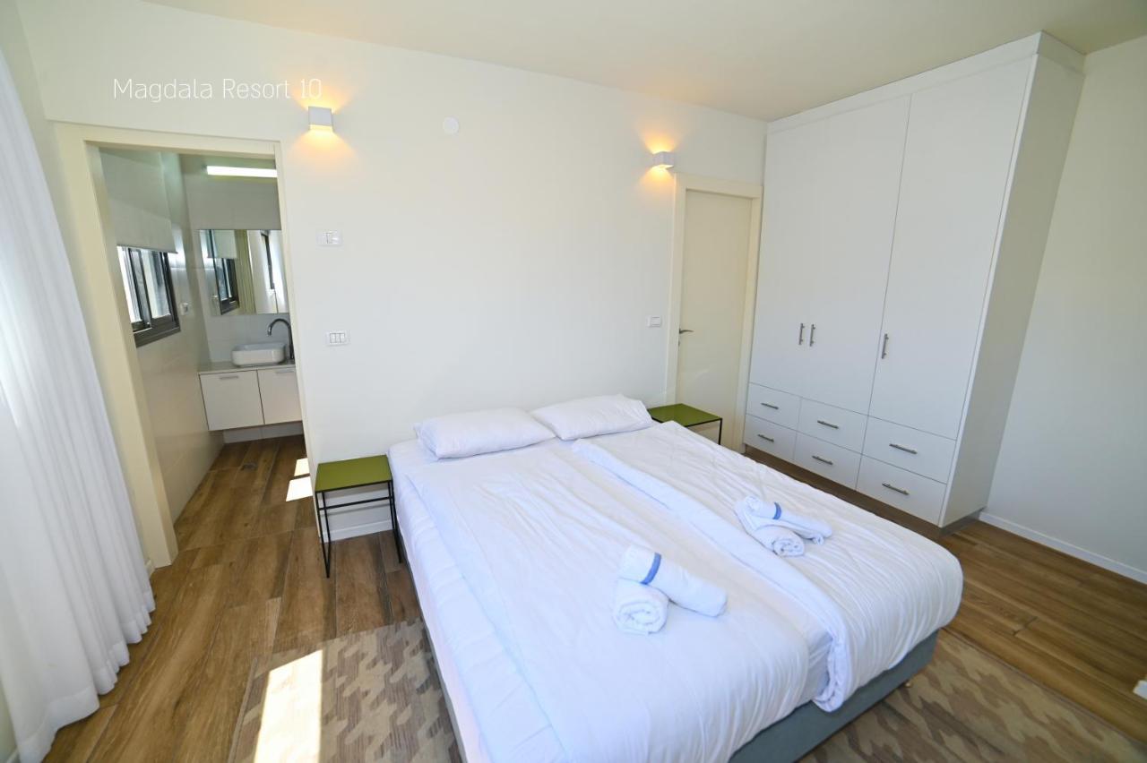Yalarent Magdala Resort- Luxury Suites With Pool Or Jacuzzi With Sea View Migdal Exterior foto