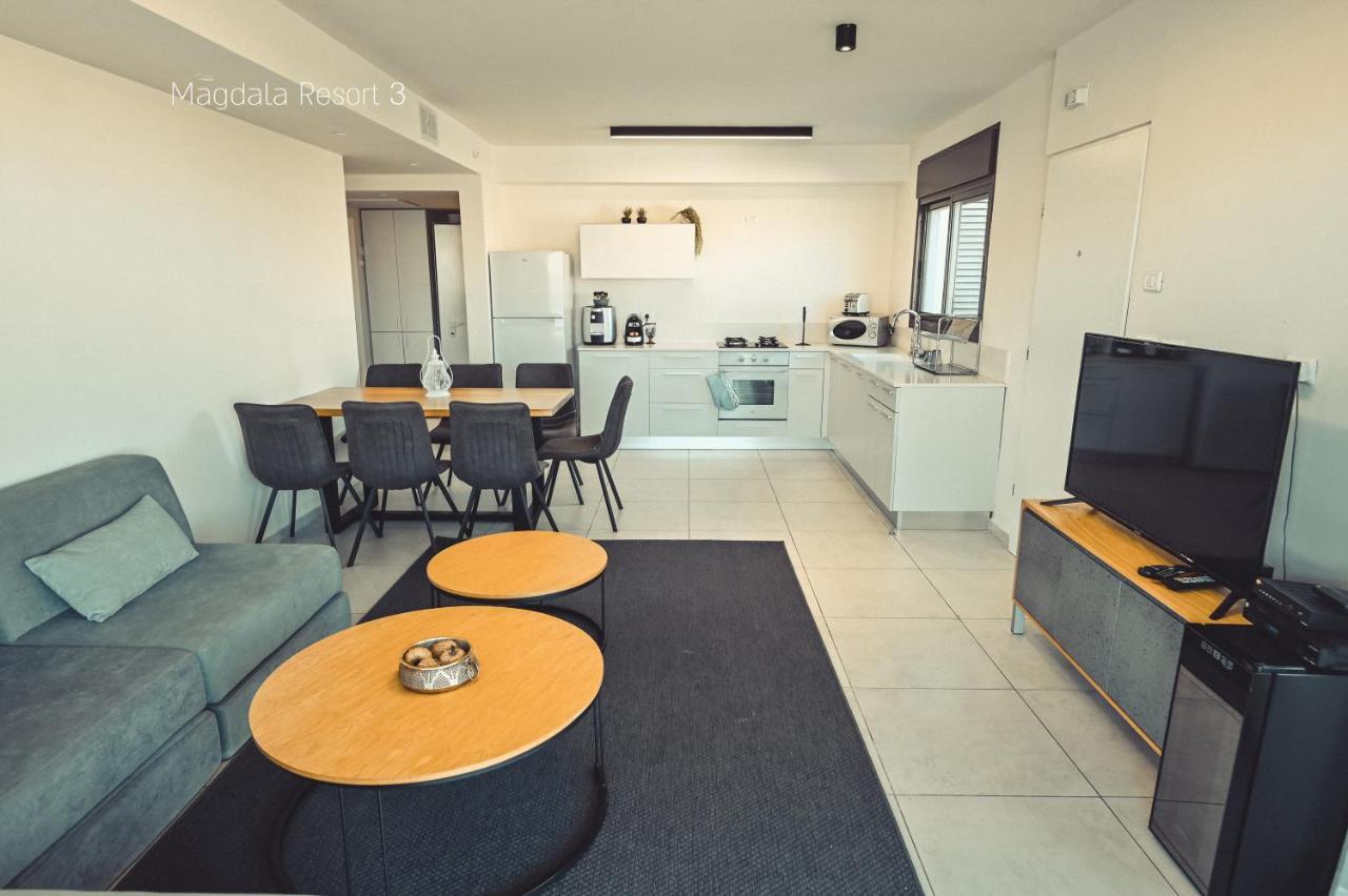 Yalarent Magdala Resort- Luxury Suites With Pool Or Jacuzzi With Sea View Migdal Exterior foto