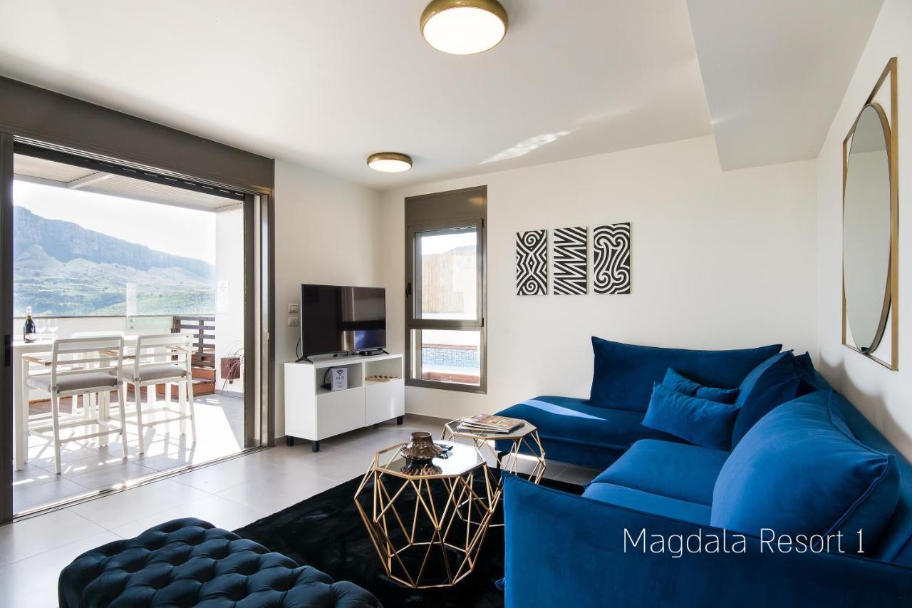 Yalarent Magdala Resort- Luxury Suites With Pool Or Jacuzzi With Sea View Migdal Exterior foto