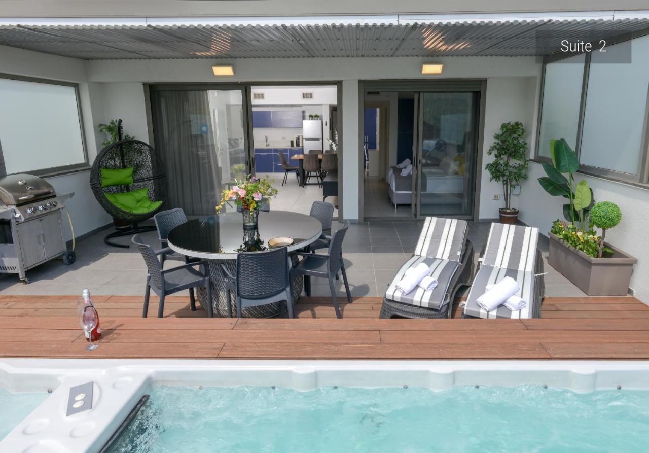 Yalarent Magdala Resort- Luxury Suites With Pool Or Jacuzzi With Sea View Migdal Exterior foto